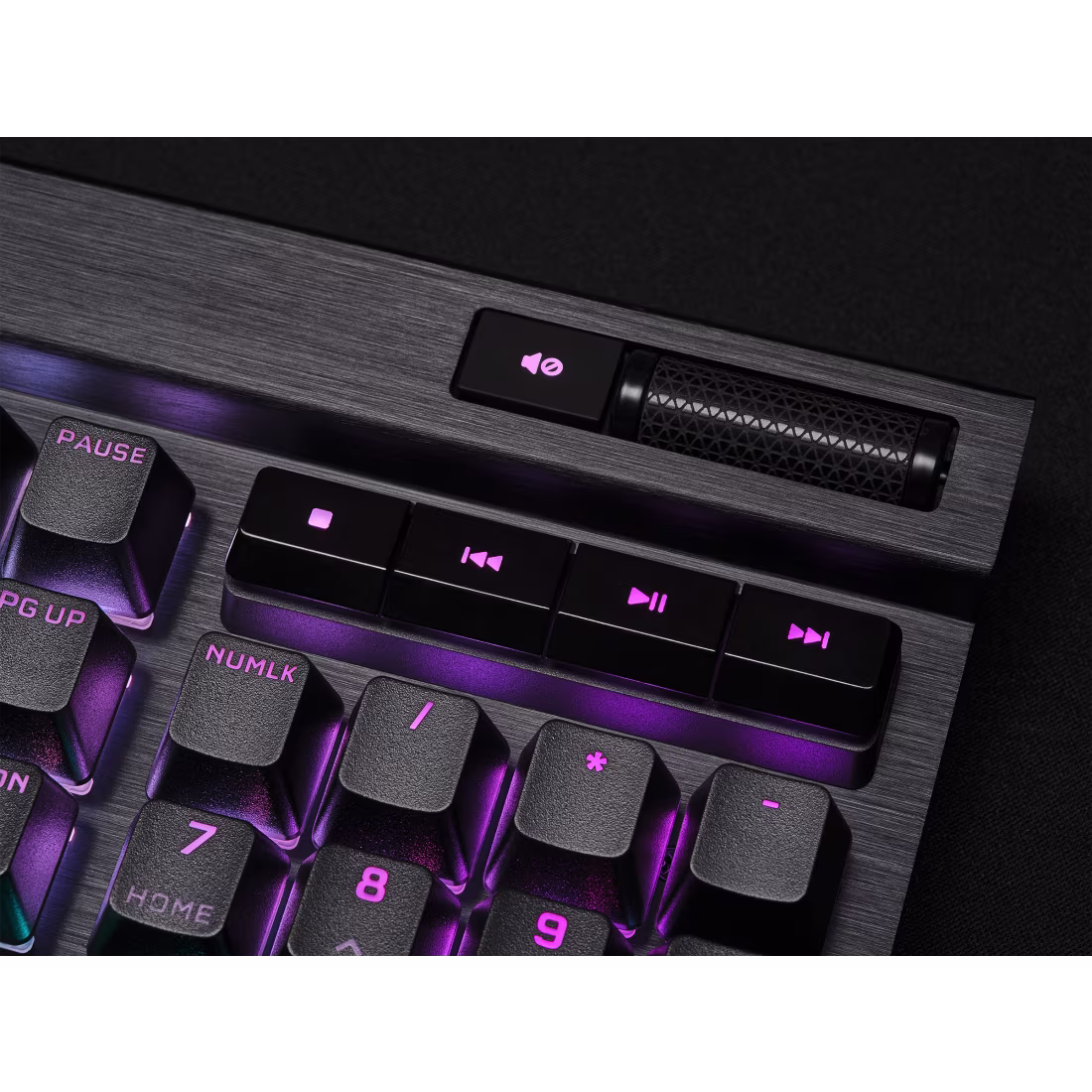 K70 RGB PRO Mechanical Gaming Keyboard with PBT DOUBLE SHOT PRO Keycaps - View image 34