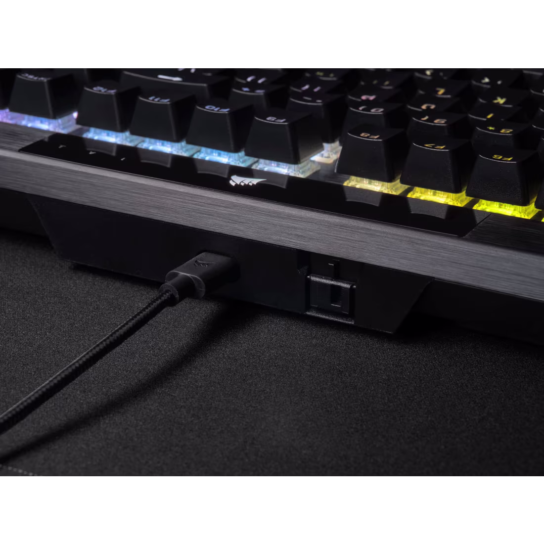 K70 RGB PRO Mechanical Gaming Keyboard with PBT DOUBLE SHOT PRO Keycaps - View image 16